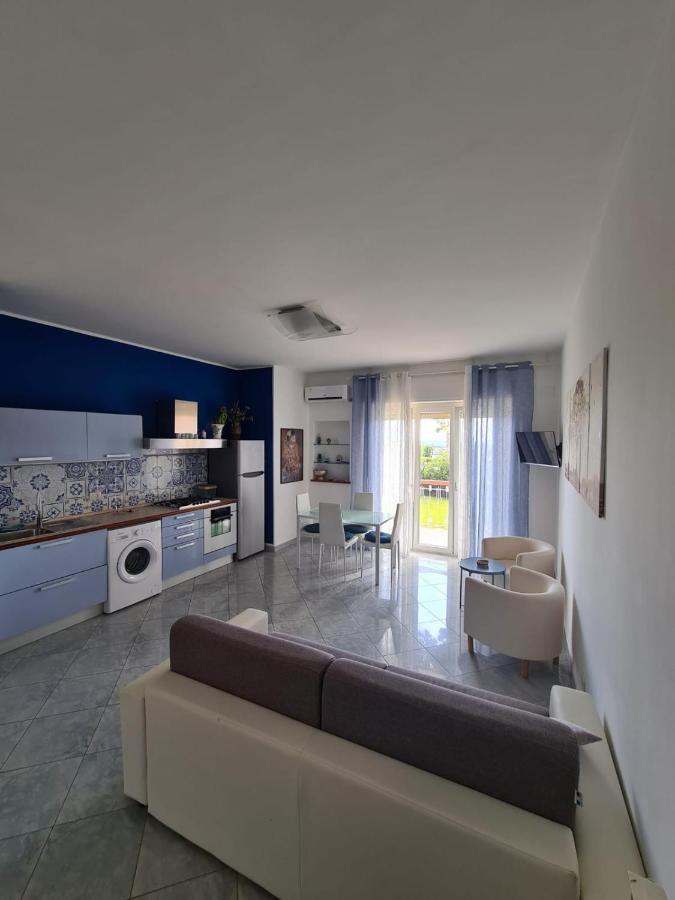 La Pioggia Nel Pineto Apartment Gaeta Luaran gambar