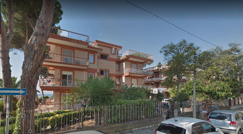 La Pioggia Nel Pineto Apartment Gaeta Luaran gambar