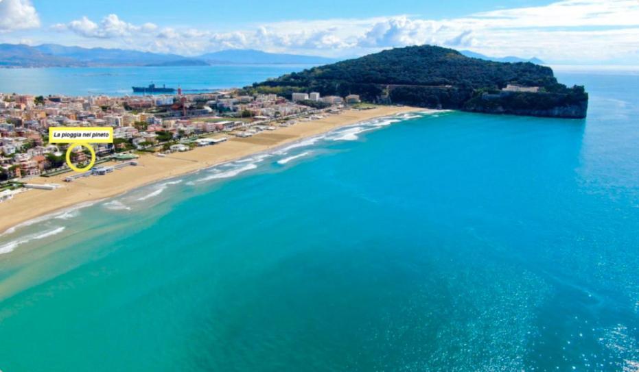 La Pioggia Nel Pineto Apartment Gaeta Luaran gambar